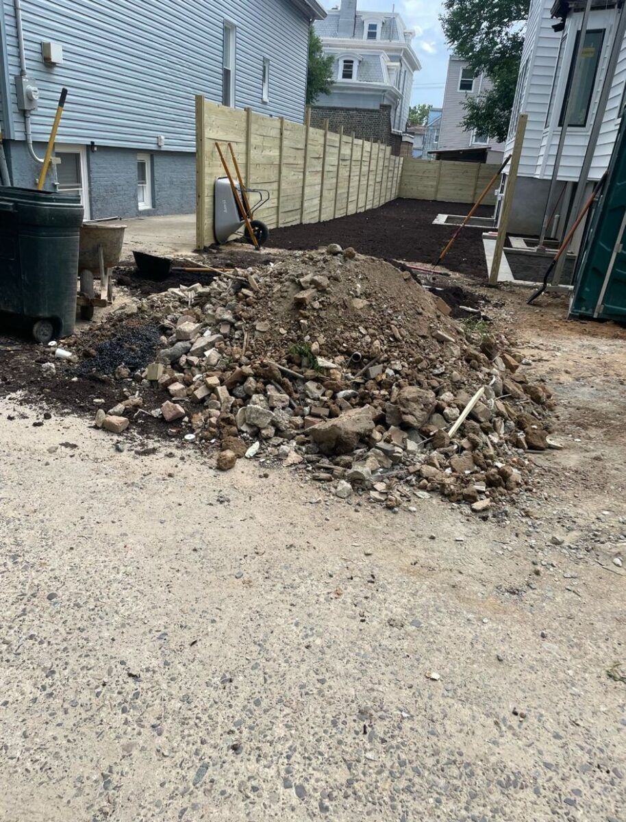 Family Backyard in Smithtown: before (5 of 9)